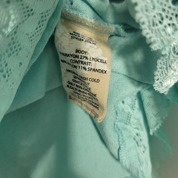 Soft Surroundings Women's Claudia Teal Dust Lace Pebbled Crepe Blouse Size L - Picture 9 of 14